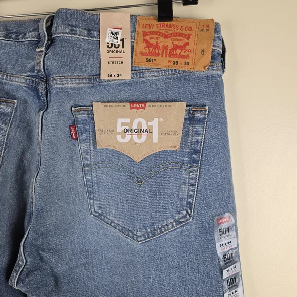NWT Levi's Original 501 Medium Blue Straight Jeans Size 36x34 - Picture 2 of 4